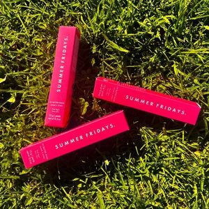 Summer Fridays - One butter balm included.